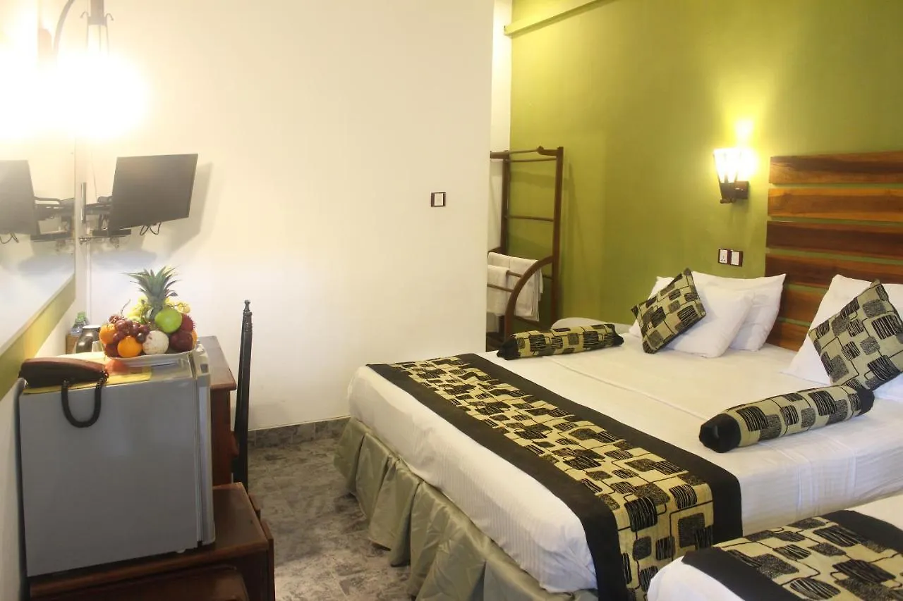 Sizzle Sports Club Hostel Kandy