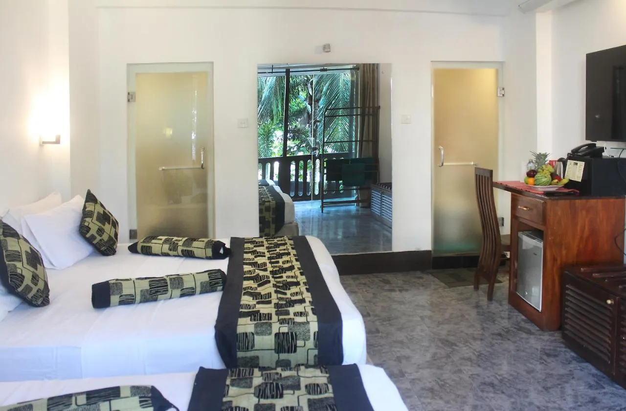 Sizzle Sports Club Hostel Kandy