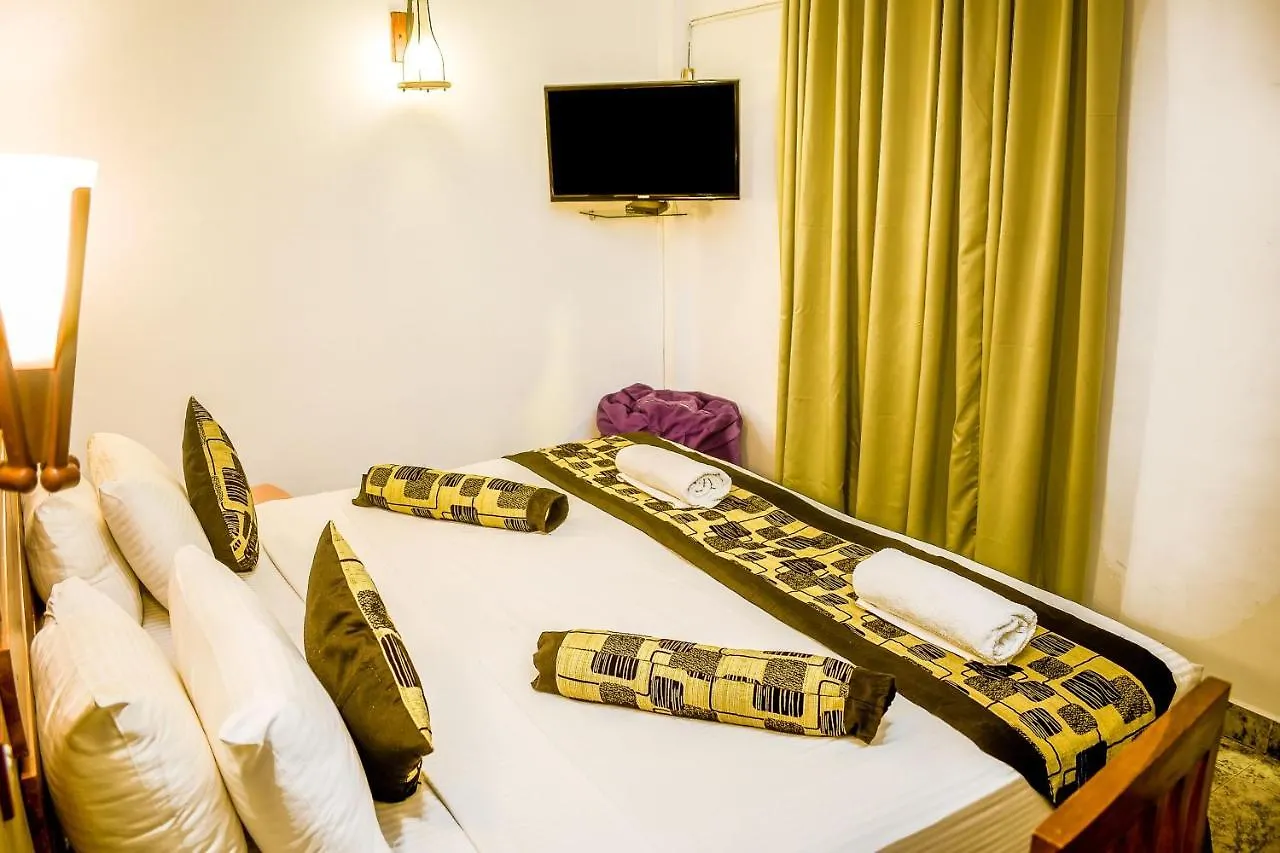 Sizzle Sports Club Hostel Kandy