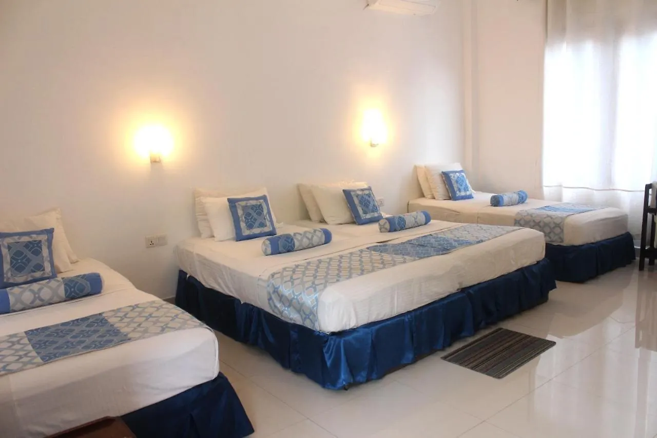 Sizzle Sports Club Hostel Kandy Sri Lanka