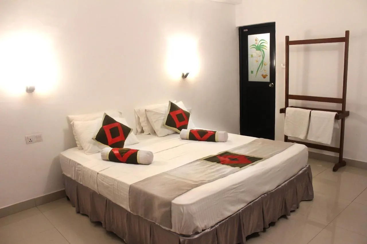 Sizzle Sports Club Hostel Kandy